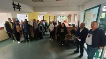 Harghita: Aproximativ 100 de angajați de la AJFP și Trezorerie au protestat spontan împotriva noii legi a salarizării