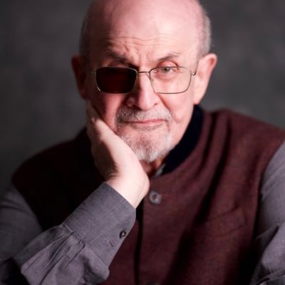 Salman Rushdie revine la ficțiune la patru ani după atacul cu cuțitul căruia i-a fost victimă