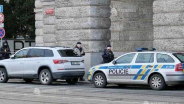 Cehia: Poliția a inculpat patru persoane care au obligat zeci de tinere să realizeze conținut erotic pentru OnlyFans