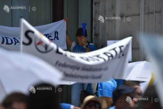 Sindicaliștii din Finanțe protestează miercuri în fața ministerului