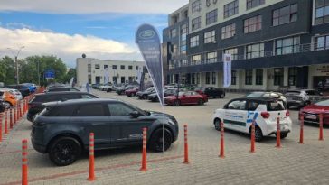 Peste 80 de vehicule și experiențe interactive, la AutoFEST, în centrul universitar Pitești al Politehnicii