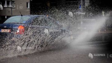 Vreme instabilă, cu intensificări ale vântului și averse în București, până joi seara (meteorologi)
