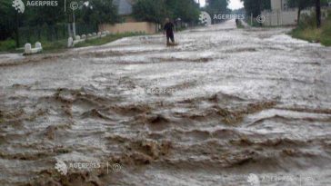 Buzău: Rețeaua de alimentare cu apă și un pod – afectate în comuna Beceni, în urma precipitațiilor abundente
