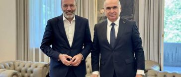 Bolojan – discuții cu Manfred Weber despre situația politică în România: PNL trebuie să își păstreze identitatea