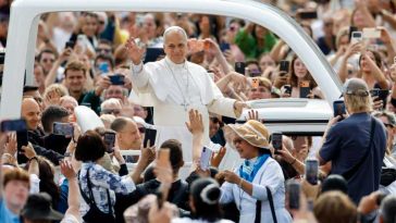 Două activiste anti-coride, reținute la Vatican înainte de audiența generală a papei Leon al XIV-lea