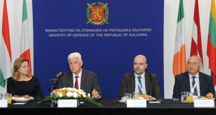 BTA: Ministerul bulgar al Apărării mizează pe o cooperare industrială de peste 20%