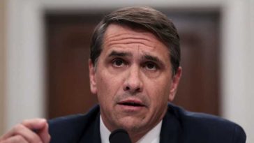 Trump intenționează să-l numească definitiv în funcție pe procurorul general interimar și fost avocat