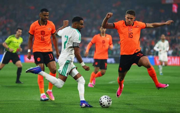 Fotbal: Olanda, învinsă pe teren propriu de Algeria (0-1), într-un meci de pregătire pentru Cupa Mondială