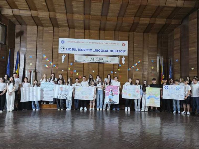 REPORTAJ Olt: Soluții simple la probleme actuale ale elevilor și școlilor, găsite de liceenii de la ‘N.Titulescu’ Slatina