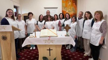 Harghita: Program de voluntariat, introdus în premieră la SJU Miercurea-Ciuc; mai multe persoane oferă sprijin pacienților