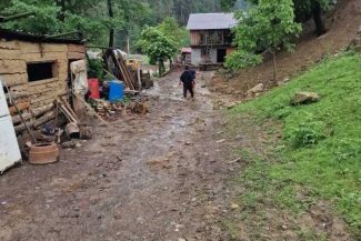 VIDEO/UPDATE DSU: 11 localități din 7 județe și Capitala, afectate de fenomenele hidrometeorologice