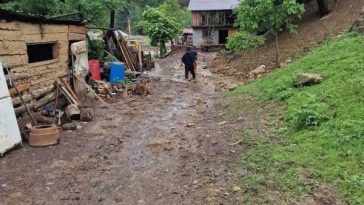 VIDEO/UPDATE DSU: 11 localități din 7 județe și Capitala, afectate de fenomenele hidrometeorologice