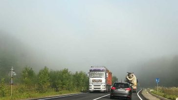 Infotrafic: Circulație îngreunată din cauza ceții pe drumurile din şase județe