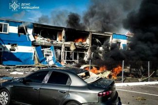#Ucraina: Patru morți și șapte răniți într-o lovitură rusească asupra unei uzine alimentare de lângă Kiev