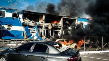 #Ucraina: Patru morți și șapte răniți într-o lovitură rusească asupra unei uzine alimentare de lângă Kiev