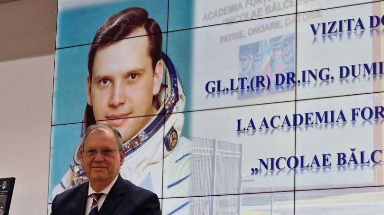 Dumitru Prunariu: România nu trebuie să privească spațiul ca pe un lux, ci ca pe o componentă a apărării  (GALERIE FOTO)
