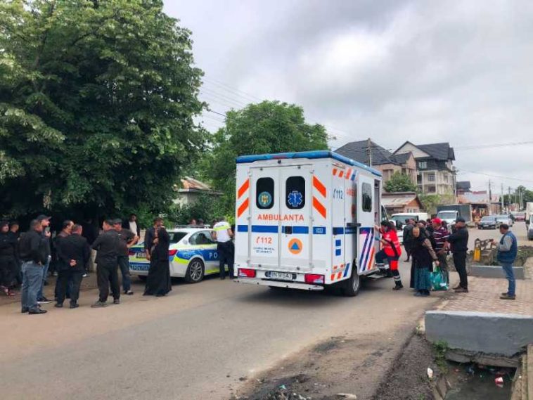 Vrancea: Șapte persoane, dintre care cinci copii, rănite într-un accident cu un triciclu, la Slobozia Bradului