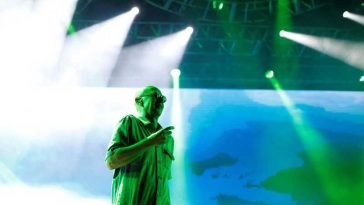 Legendarul cântăreț rock argentinian Carlos Solari a murit la 77 de ani