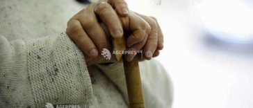 REPORTAJ Dolj: Bătrânii singuri și schimbarea structurii familiei rurale – costul social al migrației și al scăderii natalității