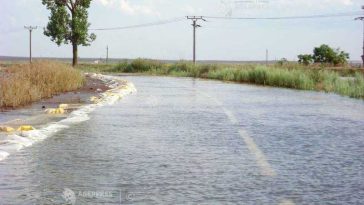 INHGA: Cod galben de inundații în opt bazine hidrografice și râurile din Dobrogea, până duminică la prânz