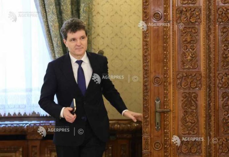 VIDEO Nicușor Dan anunță că va discuta cu Volodimir Zelenski despre incidentul cu drona maritimă din Portul Constanța