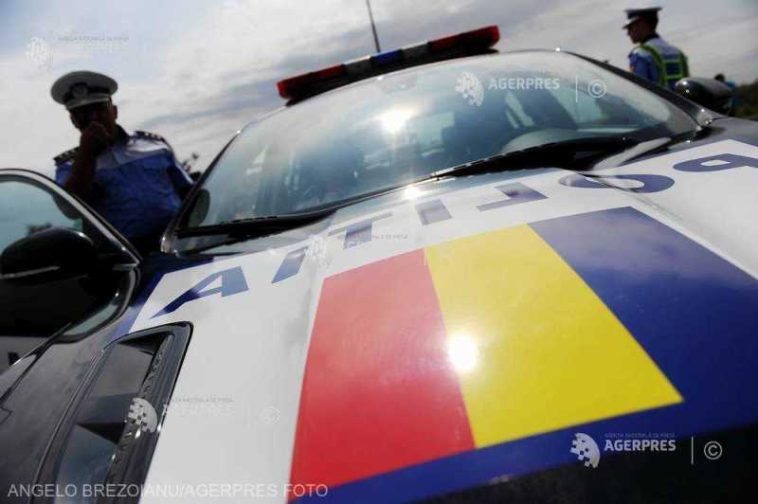 Buzău: DN 10, blocat în zona Colțu Pietrii după scurgeri de aluviuni de pe versanți