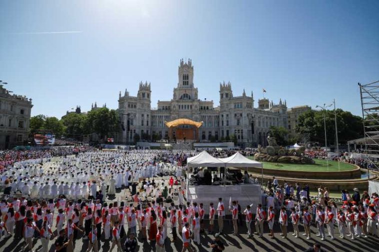 Peste 1,2 milioane de oameni au asistat la Madrid la slujba oficiată de Leon al XIV-lea