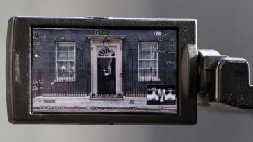 Guvernul britanic l-a contactat pe vicepreședintele american JD Vance pentru a-l contrazice în chestiunea imigrației