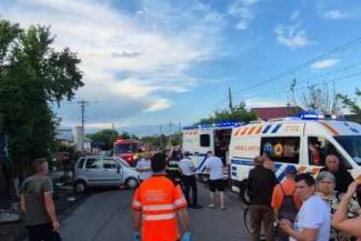 Vrancea: Patru persoane, între care un minor și o tânără însărcinată, rănite într-un accident la Gologanu