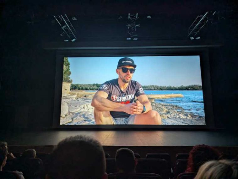 Sălaj: ‘The Pain Cave’ – documentarul performanțelor obținute în suferință extremă de ultramaratonistul Cosmin Pașca (GALERIE FOTO)