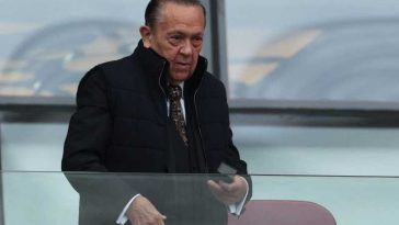 Fotbal: Sullivan, coproprietar la West Ham, dispus să-și vândă participația la clubul englez