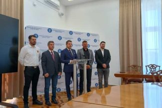 Arad: Nouă primării se asociază cu producători de vin pentru a salva podgoria județului