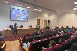 CONAF: 150 de elevi din 12 școli din Argeș au participat la ‘Biblioteca Vie – Pactul pentru Tineri’