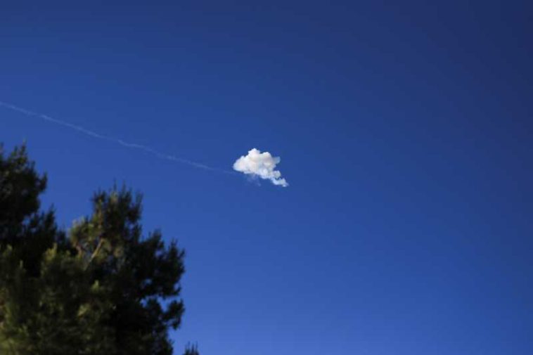 Iranul își închide spațiul aerian după schimbul de lovituri cu Israelul