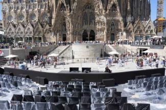 Papa Leon al XIV-lea a ajuns la Barcelona, în ajunul unei liturghii la Sagrada Familia