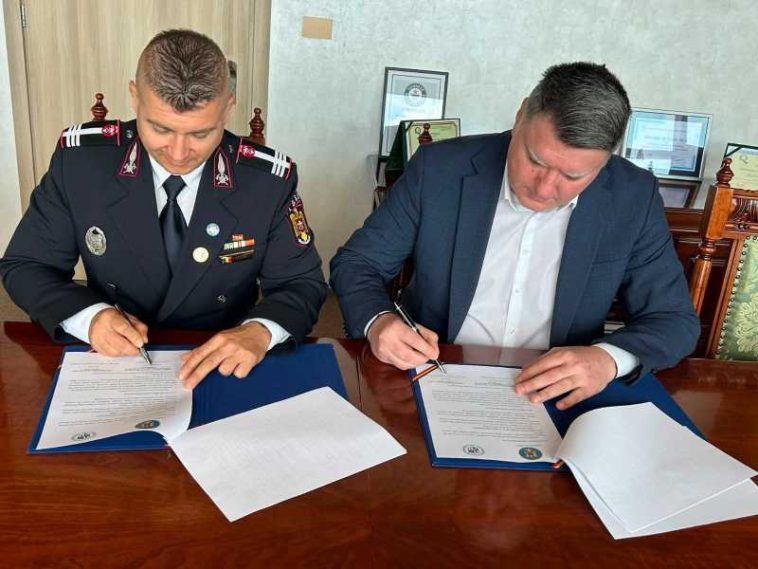 Dâmbovița: Parteneriat între ISU și Universitatea Valahia pentru dezvoltarea pregătirii în domeniul situațiilor de urgență