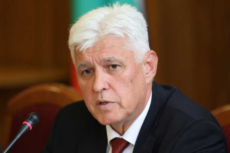 BTA / Ministrul Stoianov prezintă prioritățile apărării Bulgariei