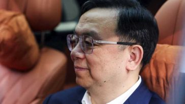 Președintele BYD încearcă să îi liniștească pe investitori spunând-le că firma va fi cel mai mare producător auto mondial