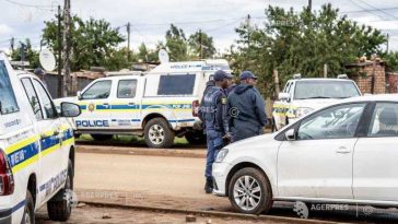 Atac armat la Johannesburg: 12 morți și alți nouă răniți