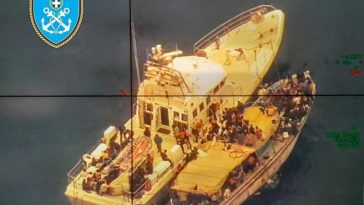 Grecia aprobă expulzări mai rapide ale migranților și își propune să înființeze centre de returnare