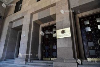Guvernul prorus bulgar precizează că nu va dona arme Ucrainei, dar va permite vânzarea lor