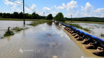 INHGA: Cod galben de inundații pe râuri din 14 județe, până joi la prânz