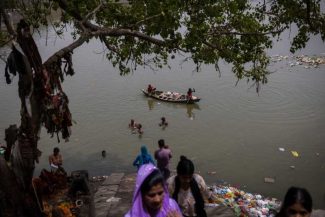 India confirmă că lucrează la întreruperea accesului Pakistanului la apa din fluviile sale
