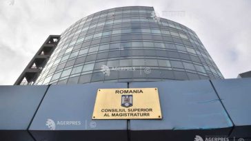 CSM: Peste 3.500 de judecători denunță încercarea politicienilor de subordonare a puterii judecătorești