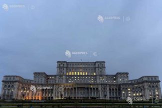 Palatul Parlamentului, iluminat festiv în perioada festivalului KIMARO