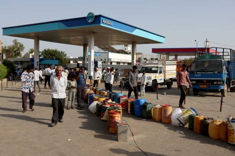 Iran: Circa 20.000 de locuitori rămași fără apă potabilă după ultimele lovituri americane