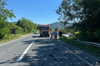 Caraș-Severin: O tânără a decedat, iar alte două persoane au fost rănite într-un accident la Mehadia