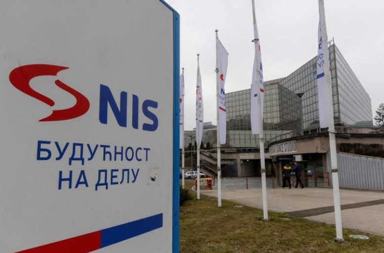 Serbia spune că a încheiat un acord cu grupul ungar MOL privind compania sa petrolieră NIS