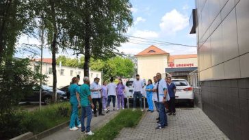 Protest salarizare/Sibiu: Angajații de la Medicină Legală au întrerupt spontan lucrul, nemulțumiți de posibila reducere a sporurilor salariale