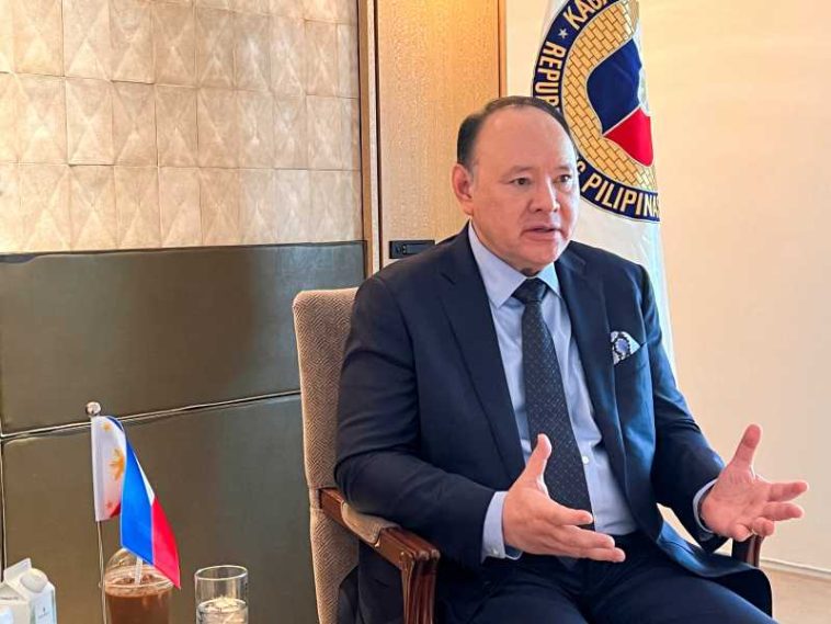 China îl sancționează pe ministrul filipinez al apărării pentru ”remarci greșite”